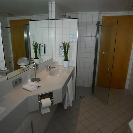 Landgasthof Lowen Hotel 4*