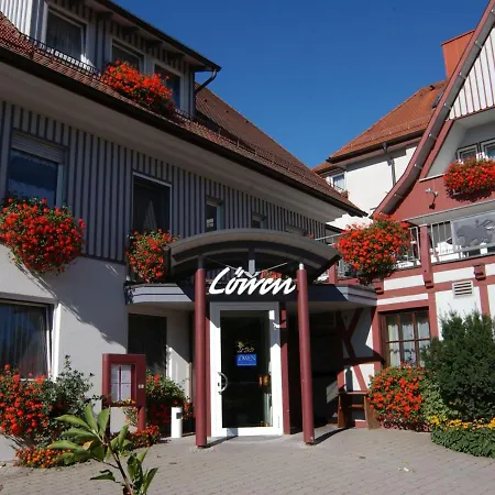 Landgasthof Lowen Hotel