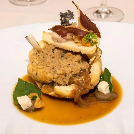 ホテル Landgasthof Lowen Wildberg