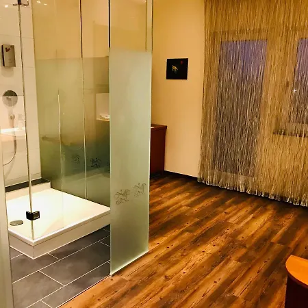 Landgasthof Lowen 4*