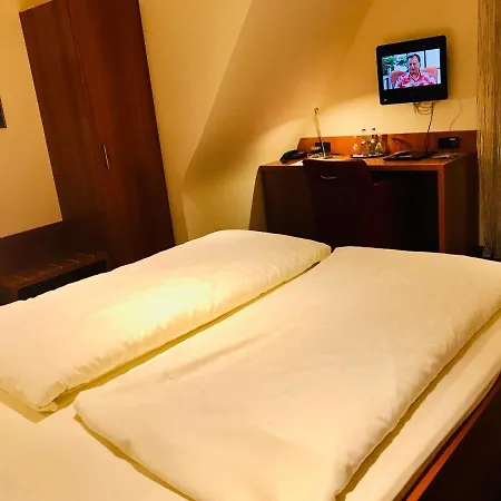 Landgasthof Lowen 4* Wildberg (Baden-Wurttemberg)