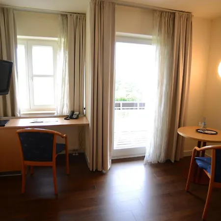 Landgasthof Lowen Hotel Wildberg (Baden-Wurttemberg)