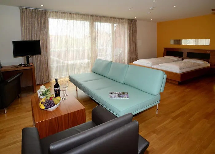 Landgasthof Lowen 4*