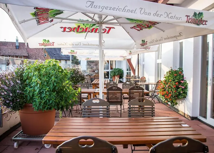 Landgasthof Lowen Szálloda