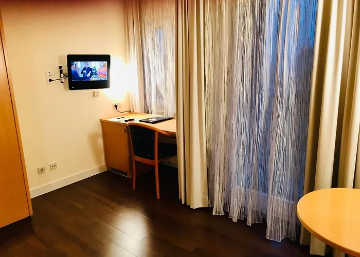 Landgasthof Lowen Szálloda