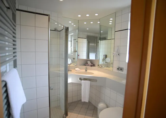 Landgasthof Lowen Szálloda Wildberg